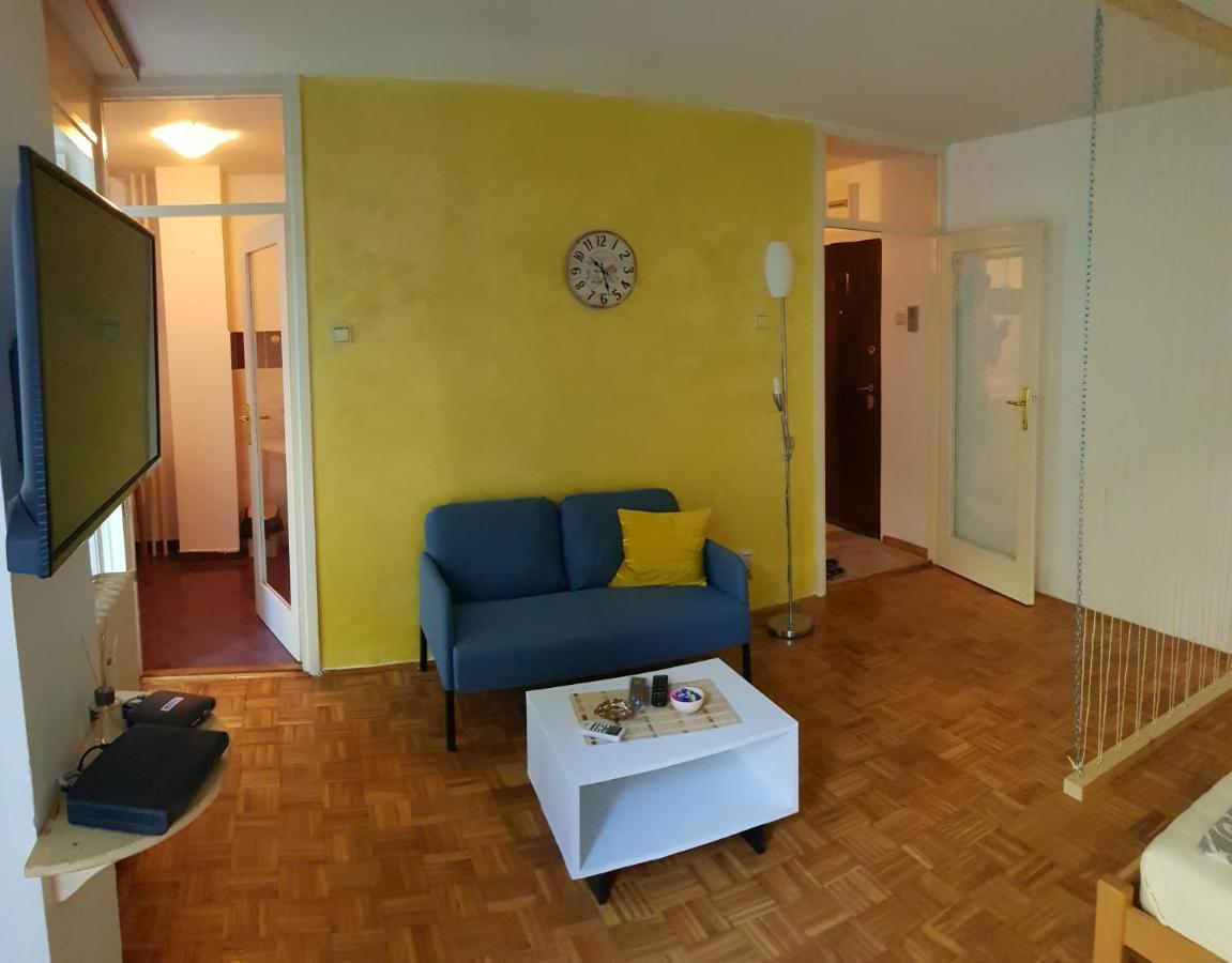 Appartamento Apartman Blok Belgrado Esterno foto
