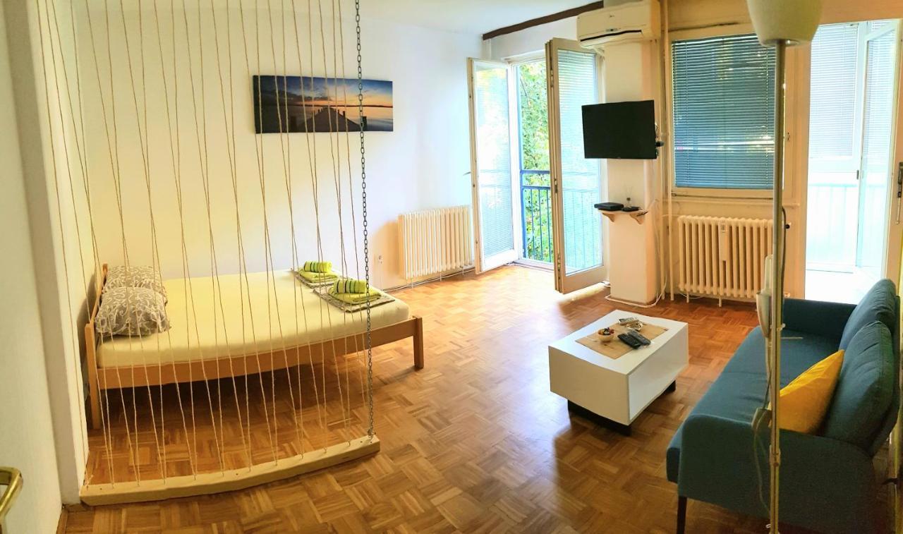 Appartamento Apartman Blok Belgrado Esterno foto
